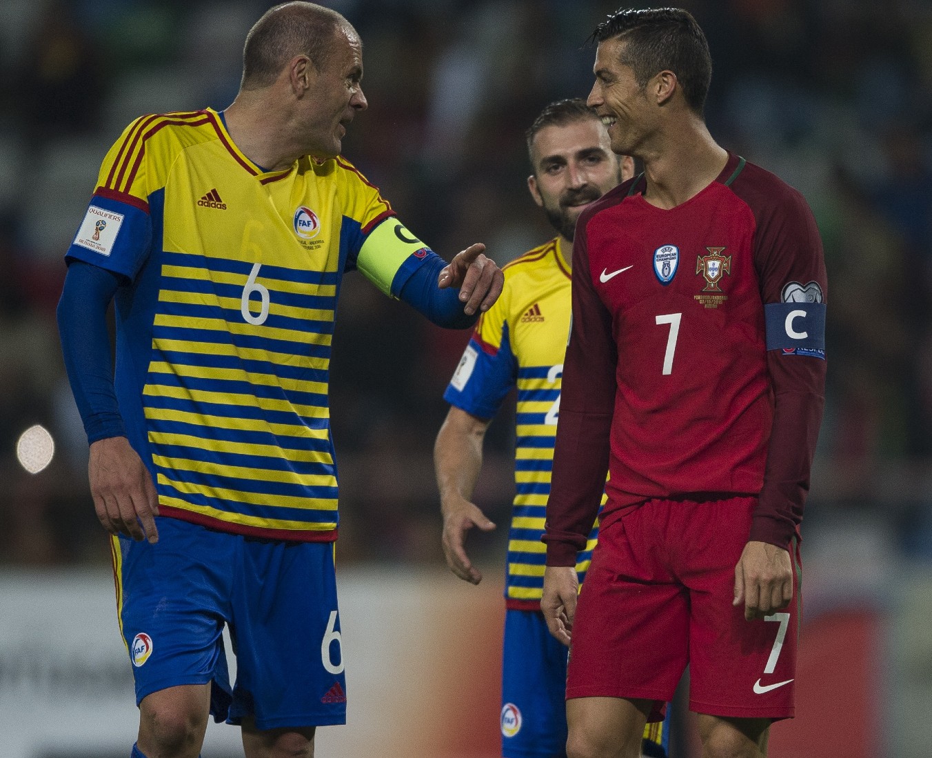 Smiling with Ronaldo four years ago (©Octavio Passos/Getty Images)